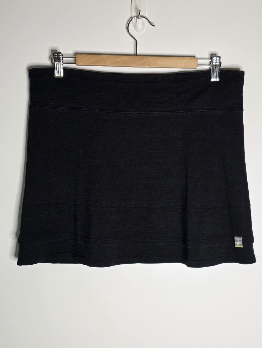 Smart Wool Black merino wool Classic Black Women's mini Skirt Size Small